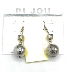 BiJou Silver Ball Earrings (Case 2) #8290
